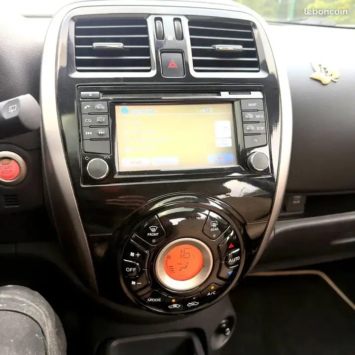 Nissan Micra 2014 photo 5