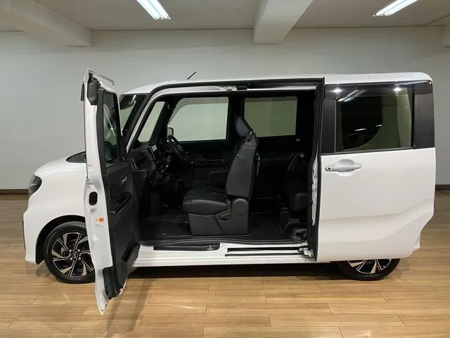 Daihatsu Tanto Custom X 2022 photo 4