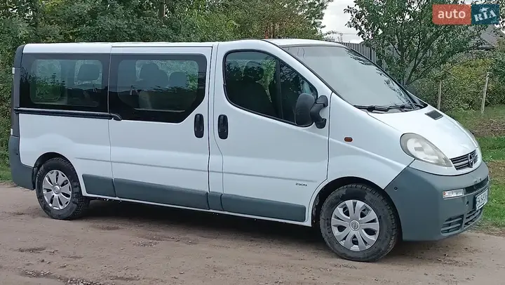 Opel Vivaro 2003 photo 4