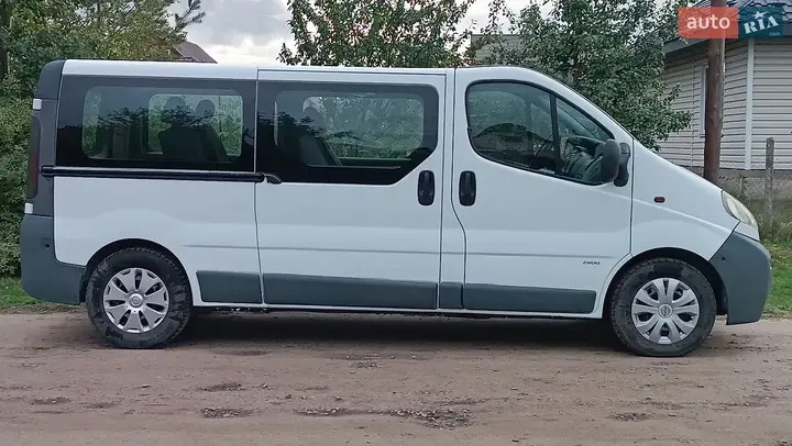 Opel Vivaro 2003 photo 5