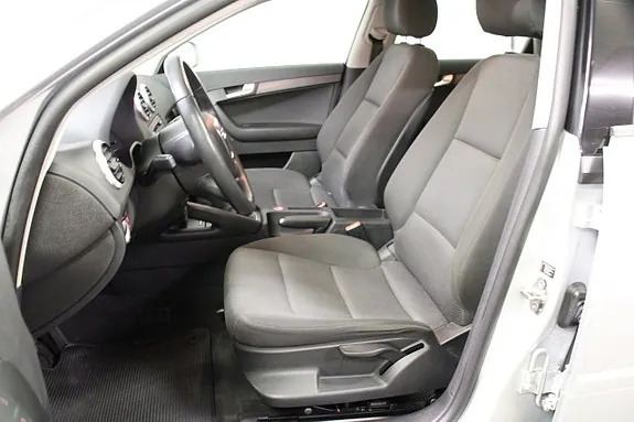 Audi A3 2011 photo 5