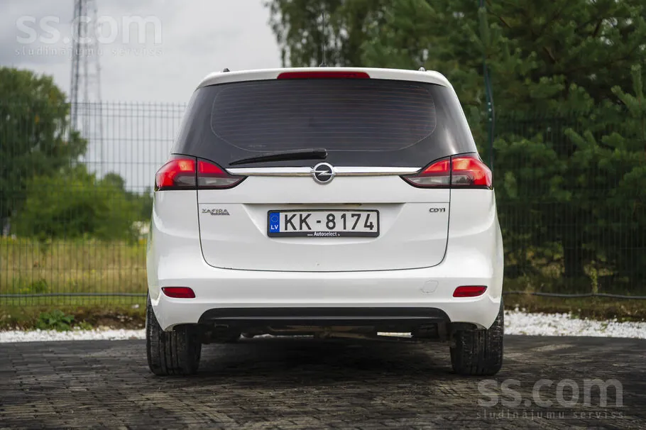 Opel Zafira Tourer 2013 photo 5