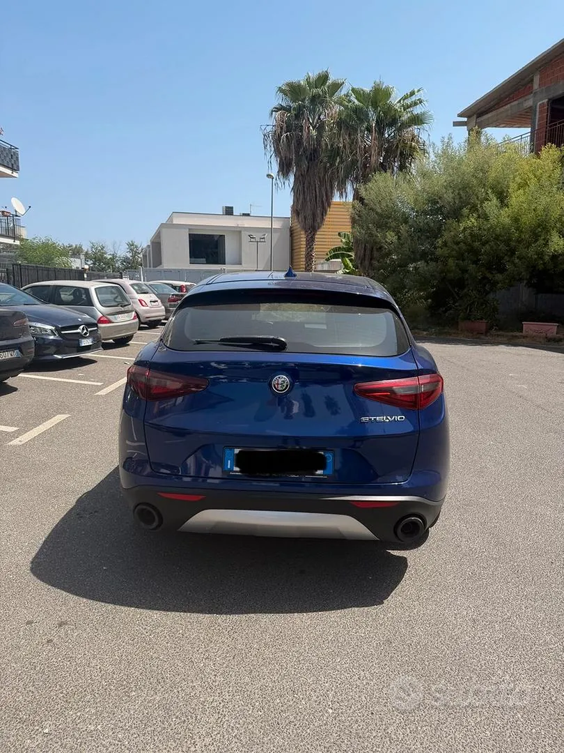Alfa Romeo Stelvio 2022 photo 4