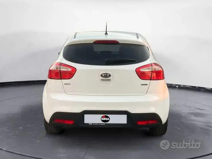 Kia Rio 2013 photo 4
