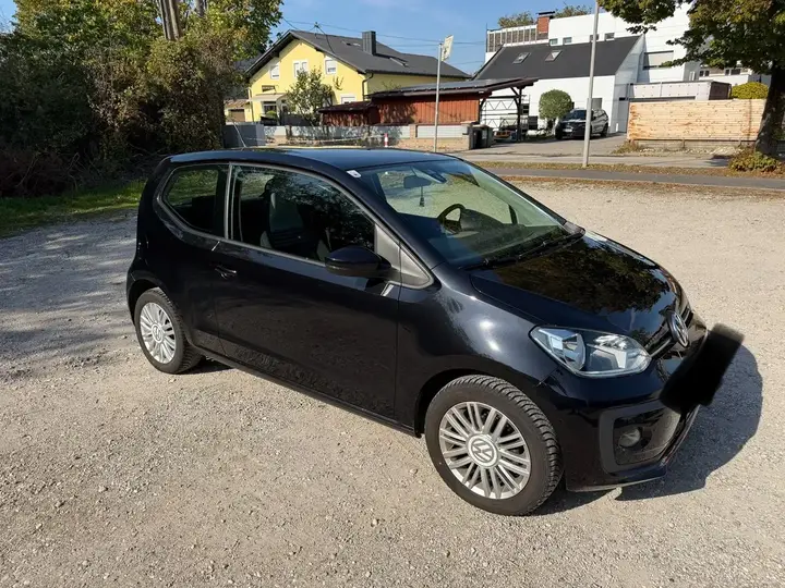 Volkswagen Up 2019 photo 3