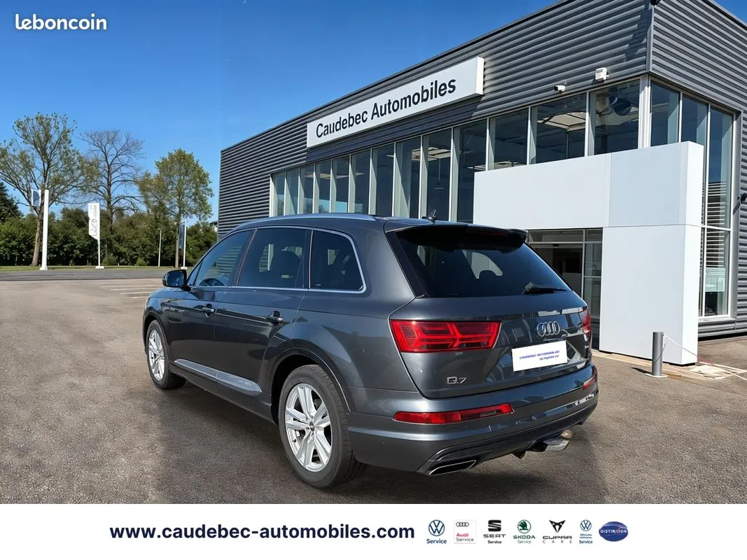 Audi Q7 2015 photo 3