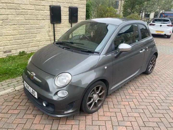 Abarth 500 2015 photo 2