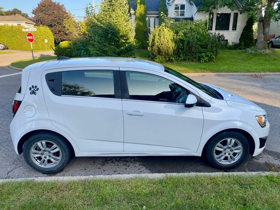 Chevrolet Sonic 2016 photo 2