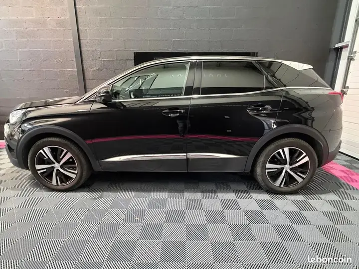 Peugeot 3008 2018 photo 2