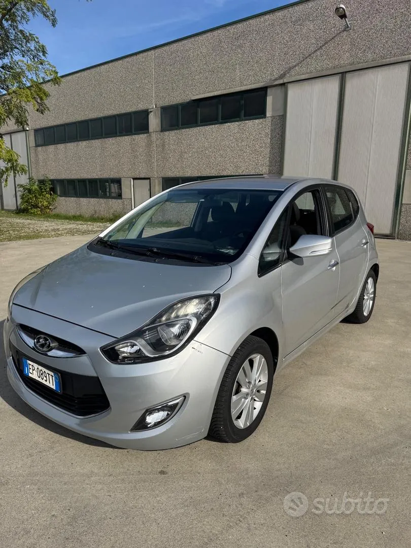 Hyundai Ix20 2012 photo 2