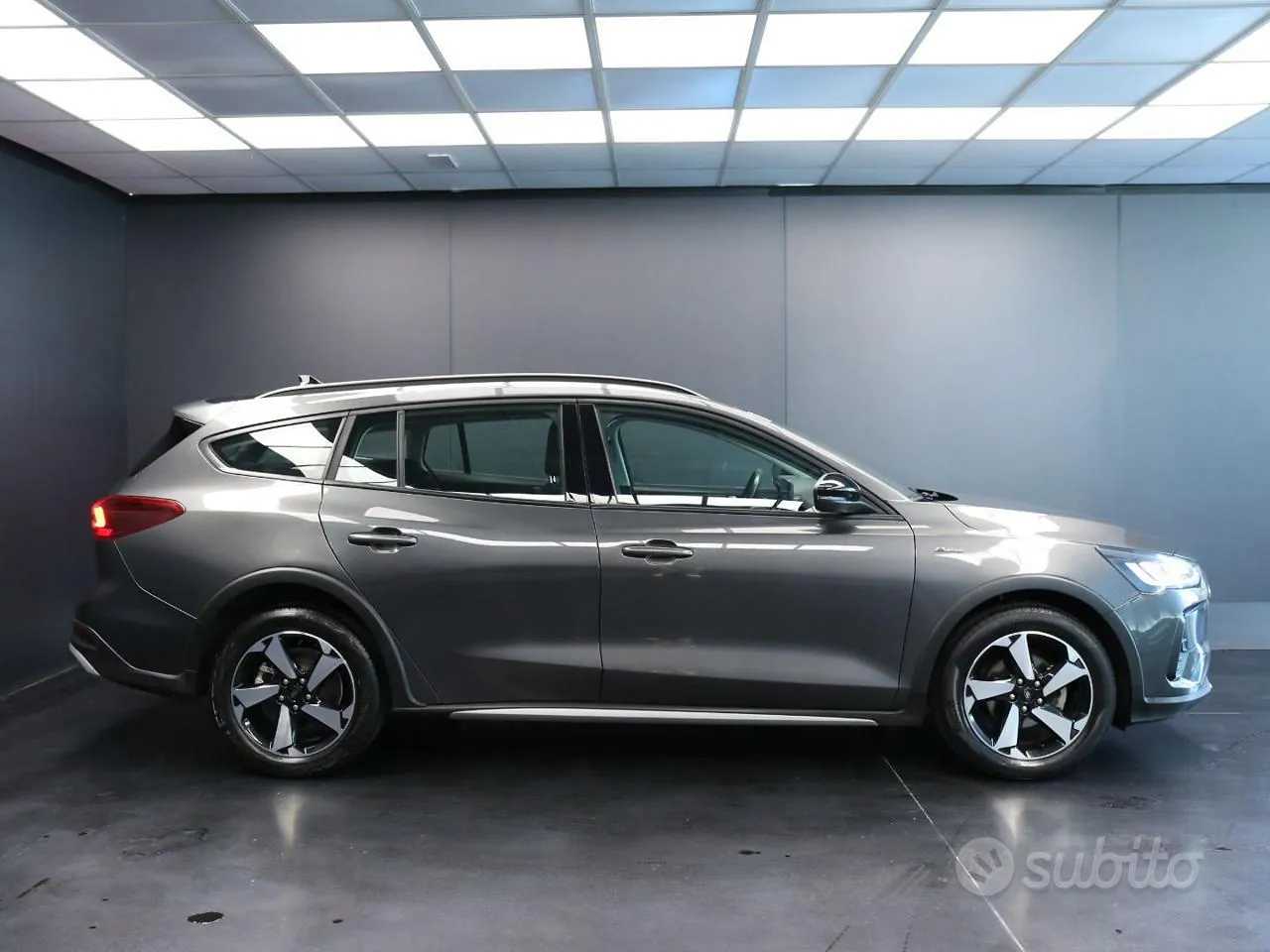 Ford Focus 2023 photo 5