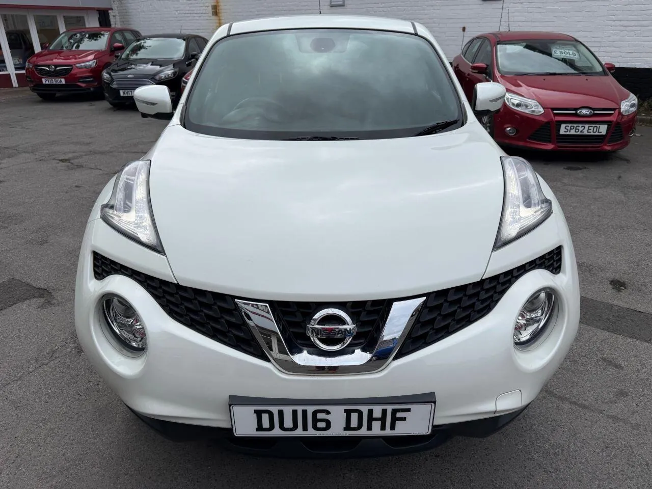 Nissan Juke 2016 photo 2