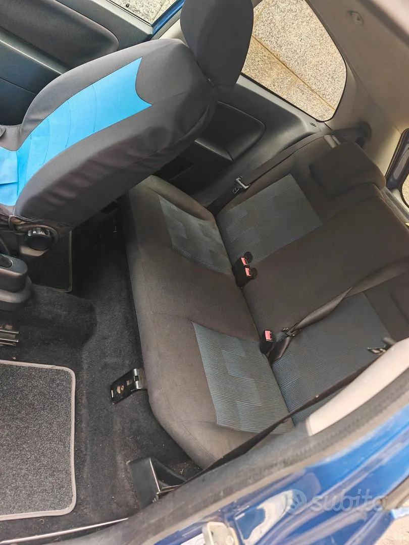Ford Fiesta 2008 photo 4