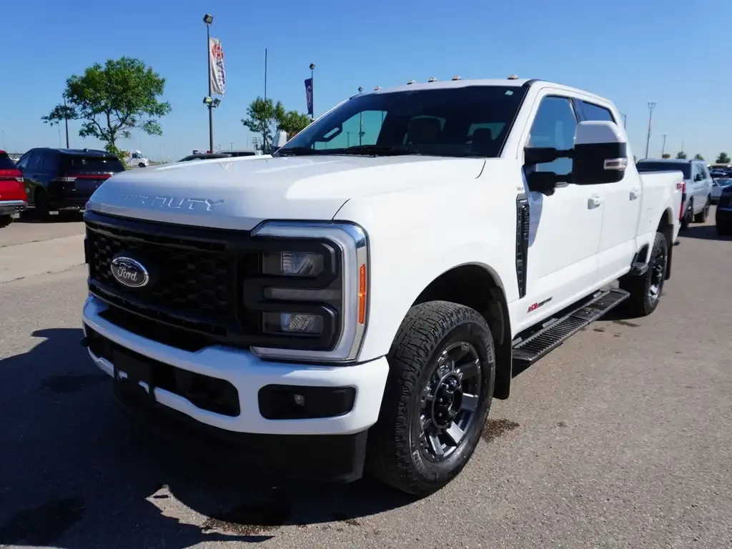 Ford F350 2023 photo 3
