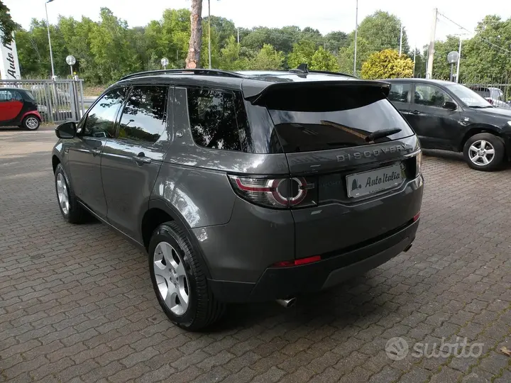 Land Rover Discovery Sport 2016 photo 5