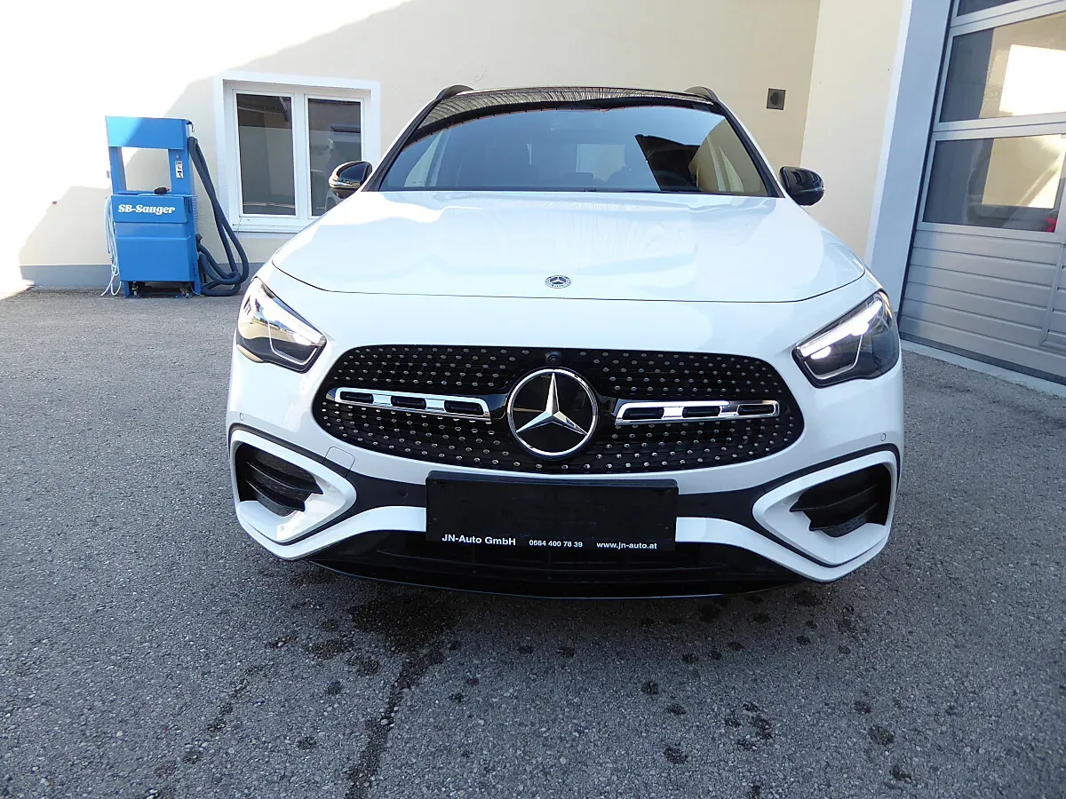 Mercedes-Benz Gla 2026 photo 2