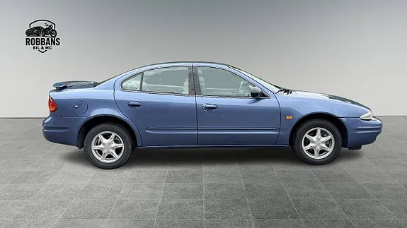 Chevrolet Alero 1999 photo 4