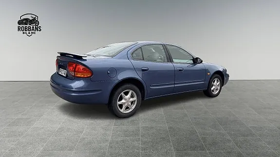 Chevrolet Alero 1999 photo 5