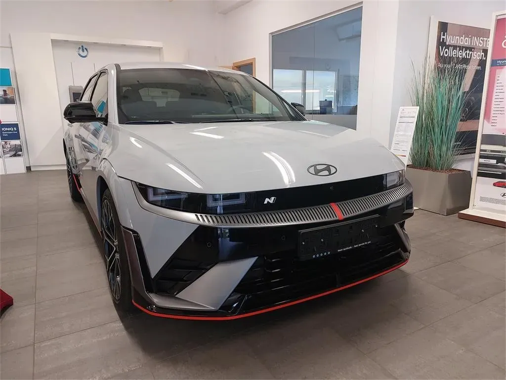 Hyundai Ioniq 5 2025 photo 2