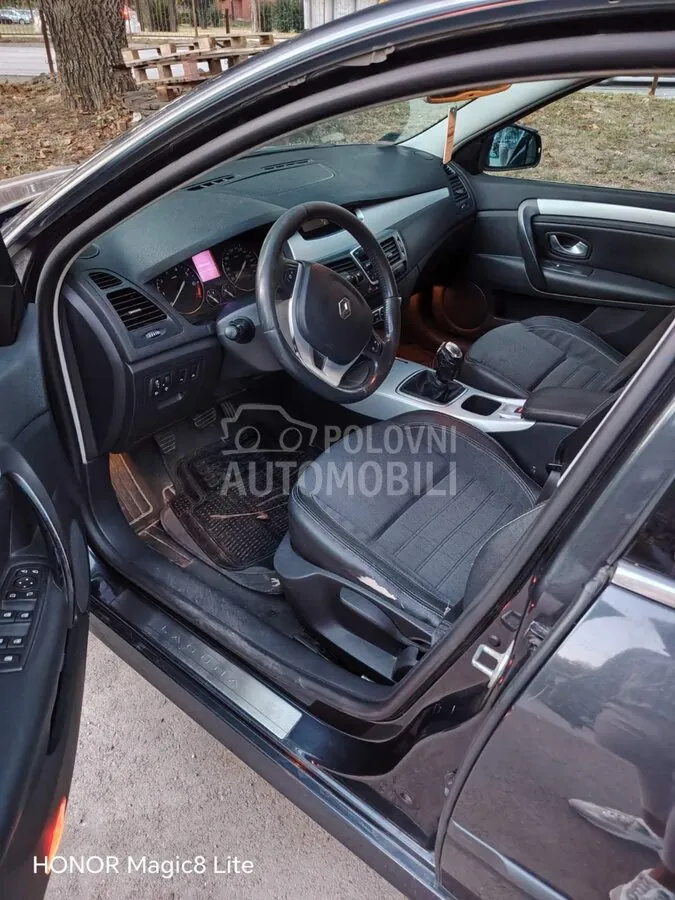 Renault Laguna 2009 photo 5