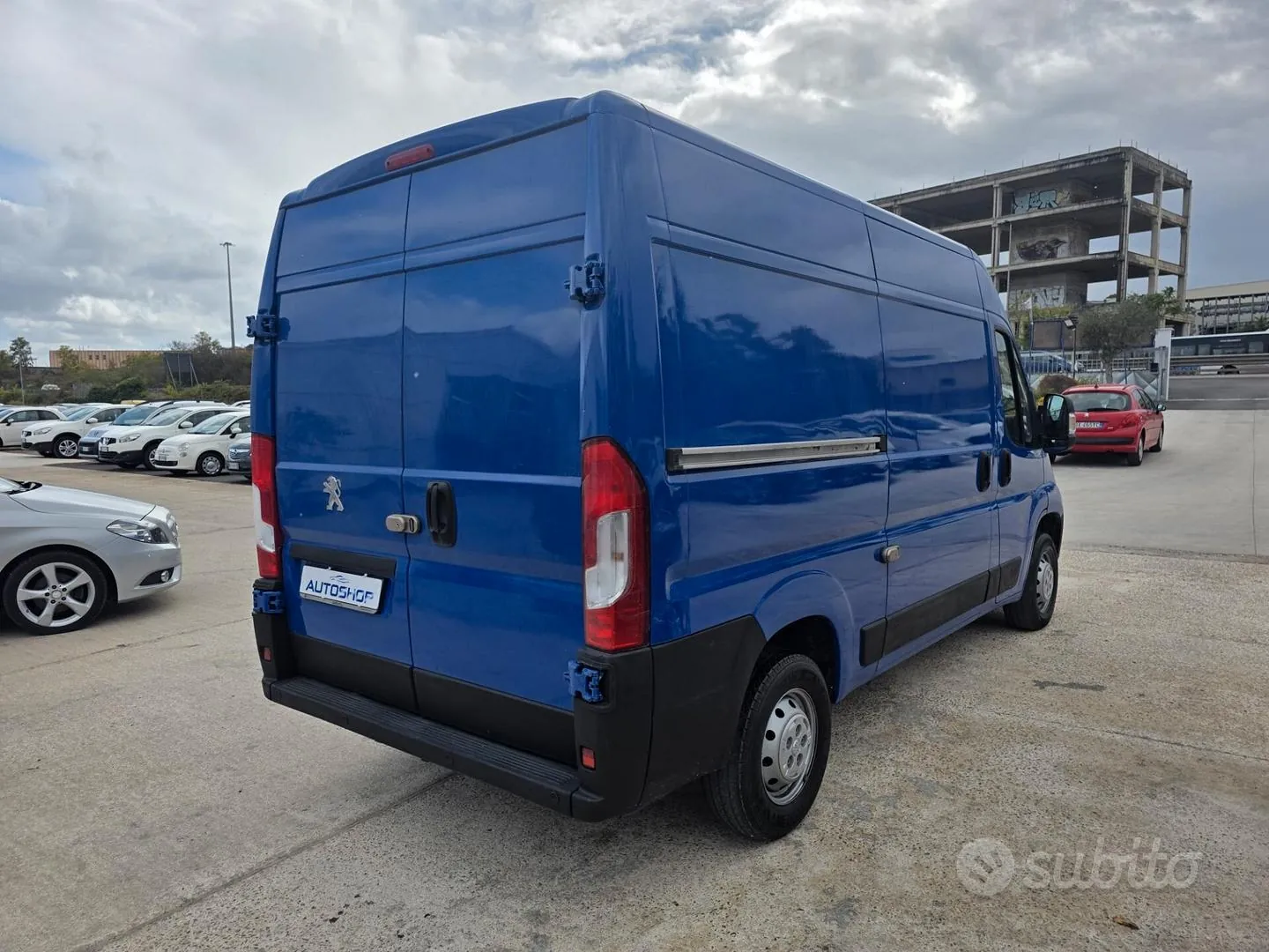 Peugeot Boxer 2023 photo 4