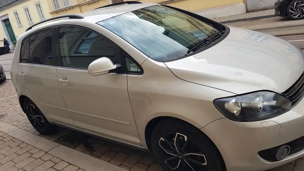 Volkswagen Golf 2013 photo 2