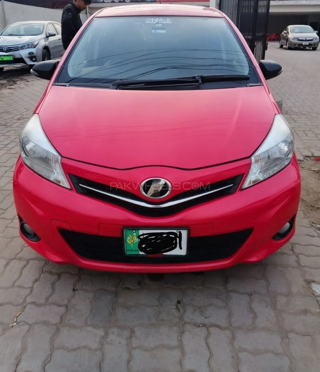 Toyota Vitz