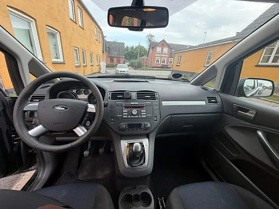 Ford C-Max 2010 photo 3