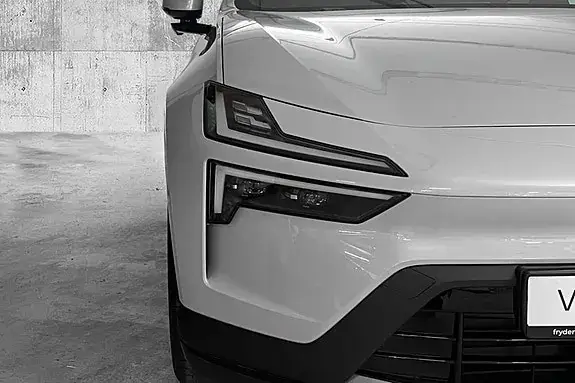 Polestar 4 2026 photo 4