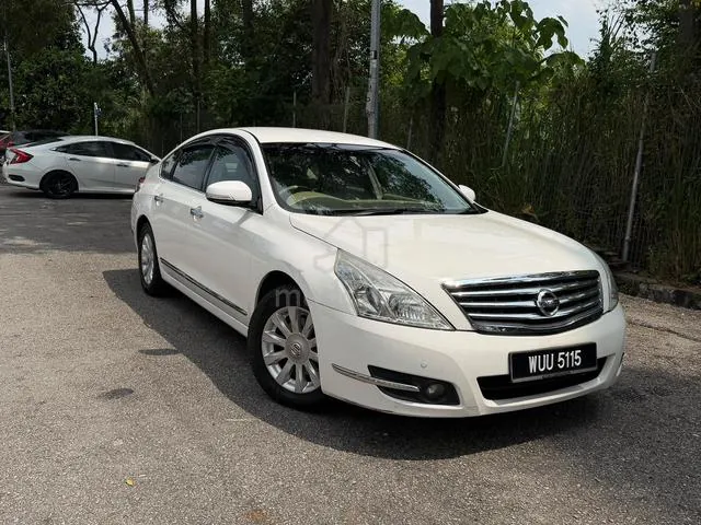 Nissan Teana