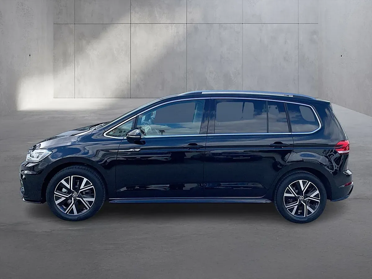 Volkswagen Touran 2026 photo 2