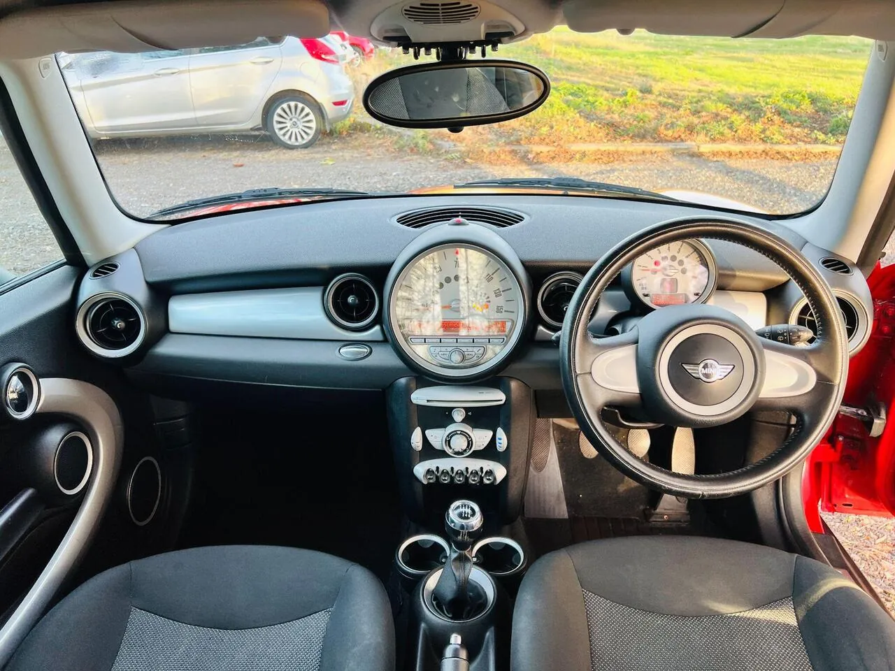 Mini Hatch 2008 photo 4