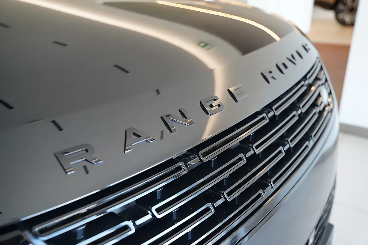 Land Rover Range Rover Sport photo 3