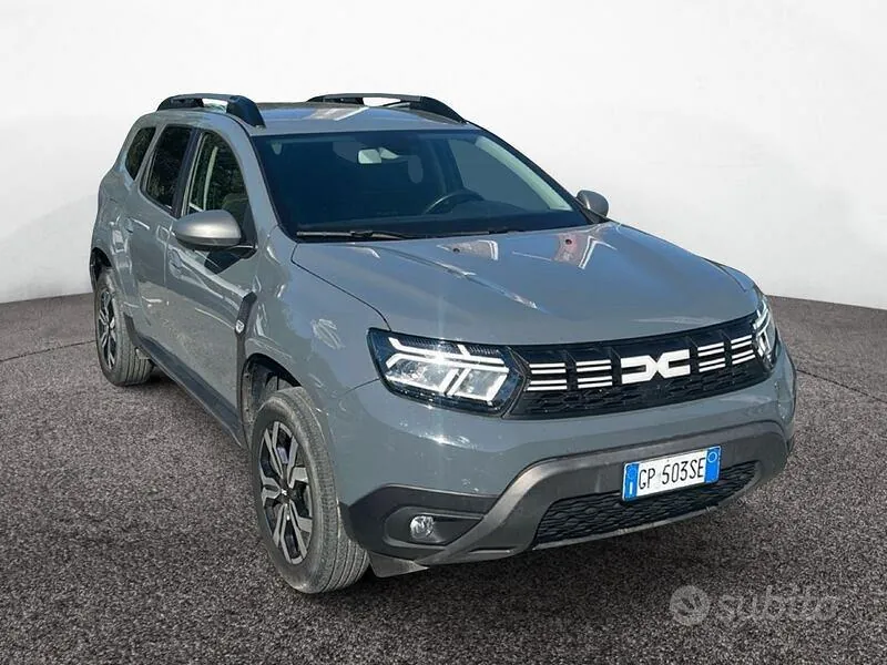 Dacia Duster 2023 photo 2