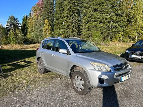 Toyota Rav4 2009 photo 2