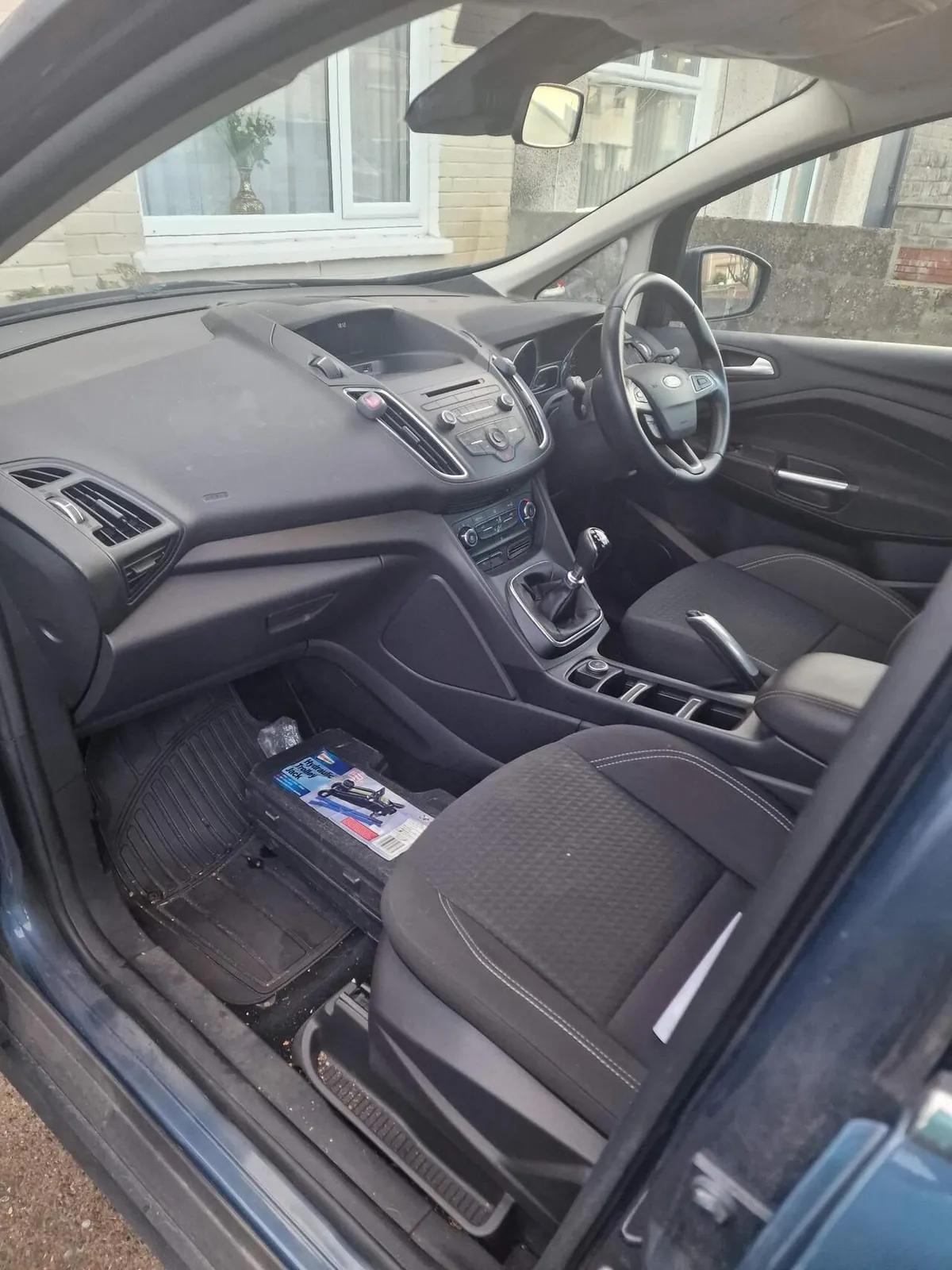 Ford C-Max 2019 photo 4