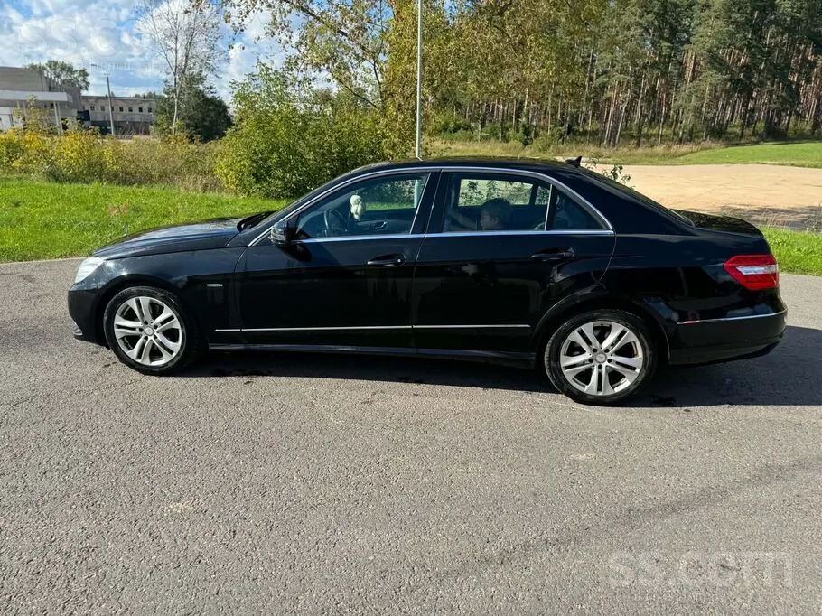 Mercedes-Benz E350 2009 photo 2