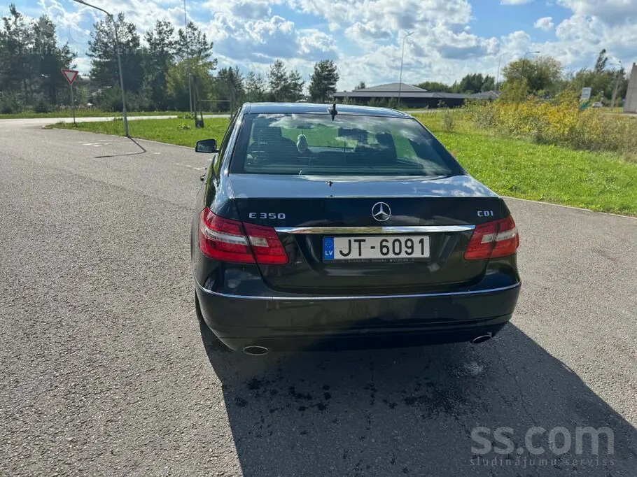 Mercedes-Benz E350 2009 photo 3