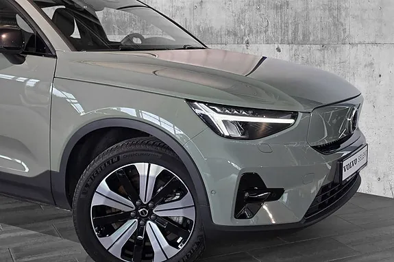 Volvo C40 2023 photo 2
