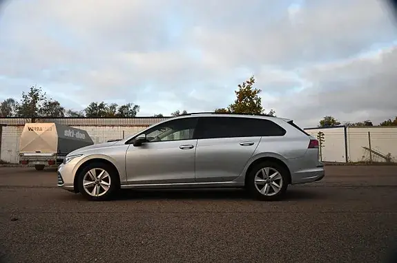 Volkswagen Golf I 2022 photo 3