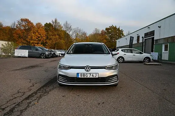 Volkswagen Golf I 2022 photo 2