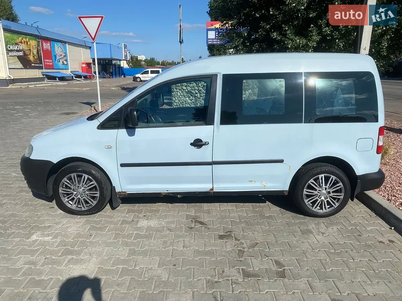Volkswagen Caddy 2005 photo 2