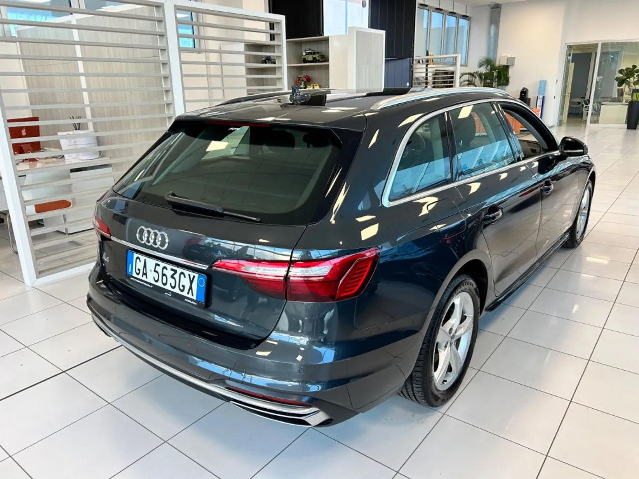 Audi A4 2020 photo 4