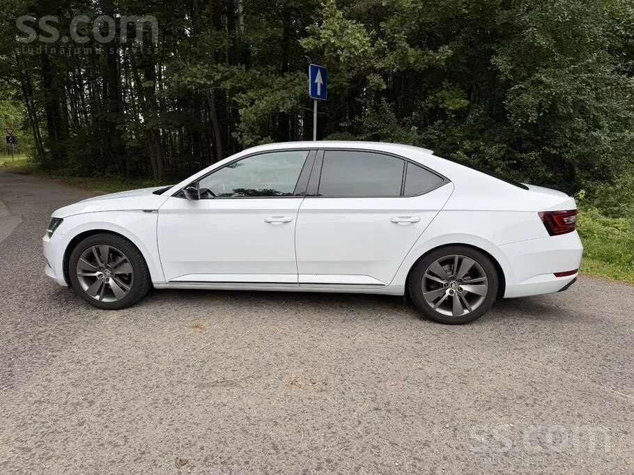 Skoda Superb 2018 photo 3