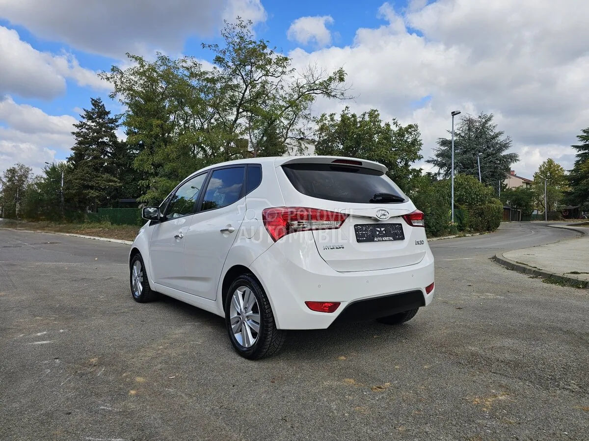 Hyundai Ix20 2012 photo 5