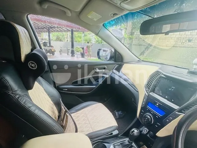 Hyundai Santa Fe 2013 photo 4