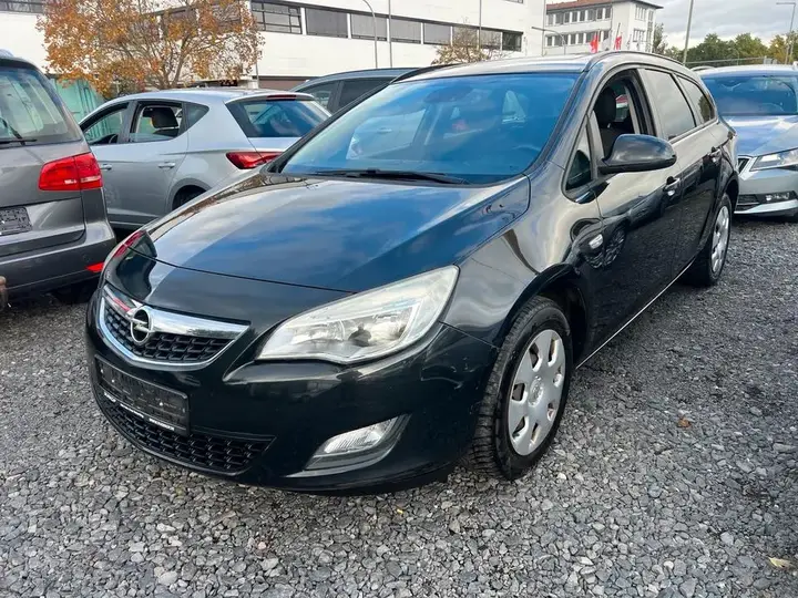 Opel Astra J