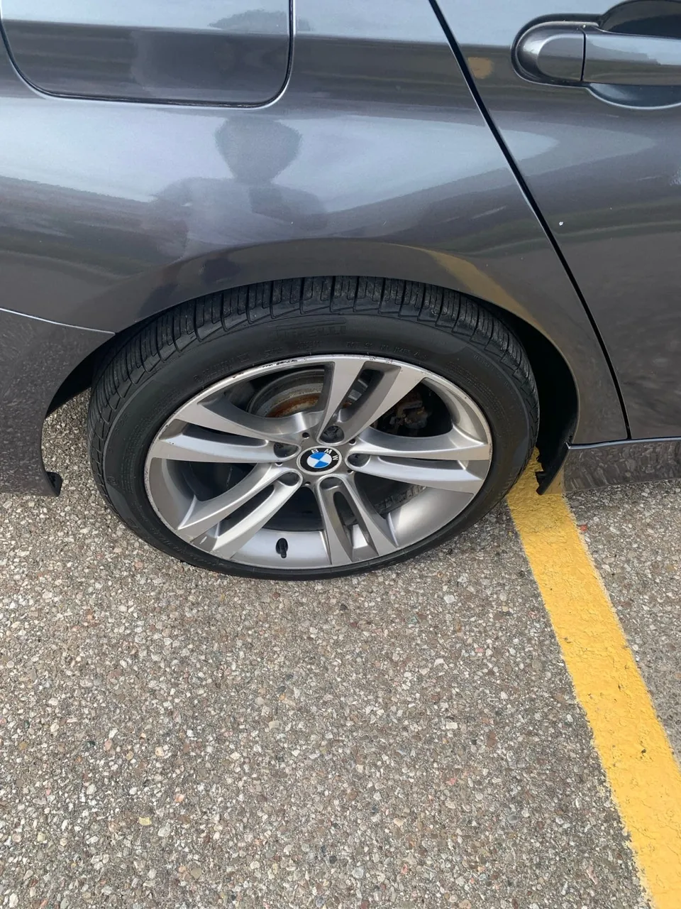 BMW Ix 2013 photo 3