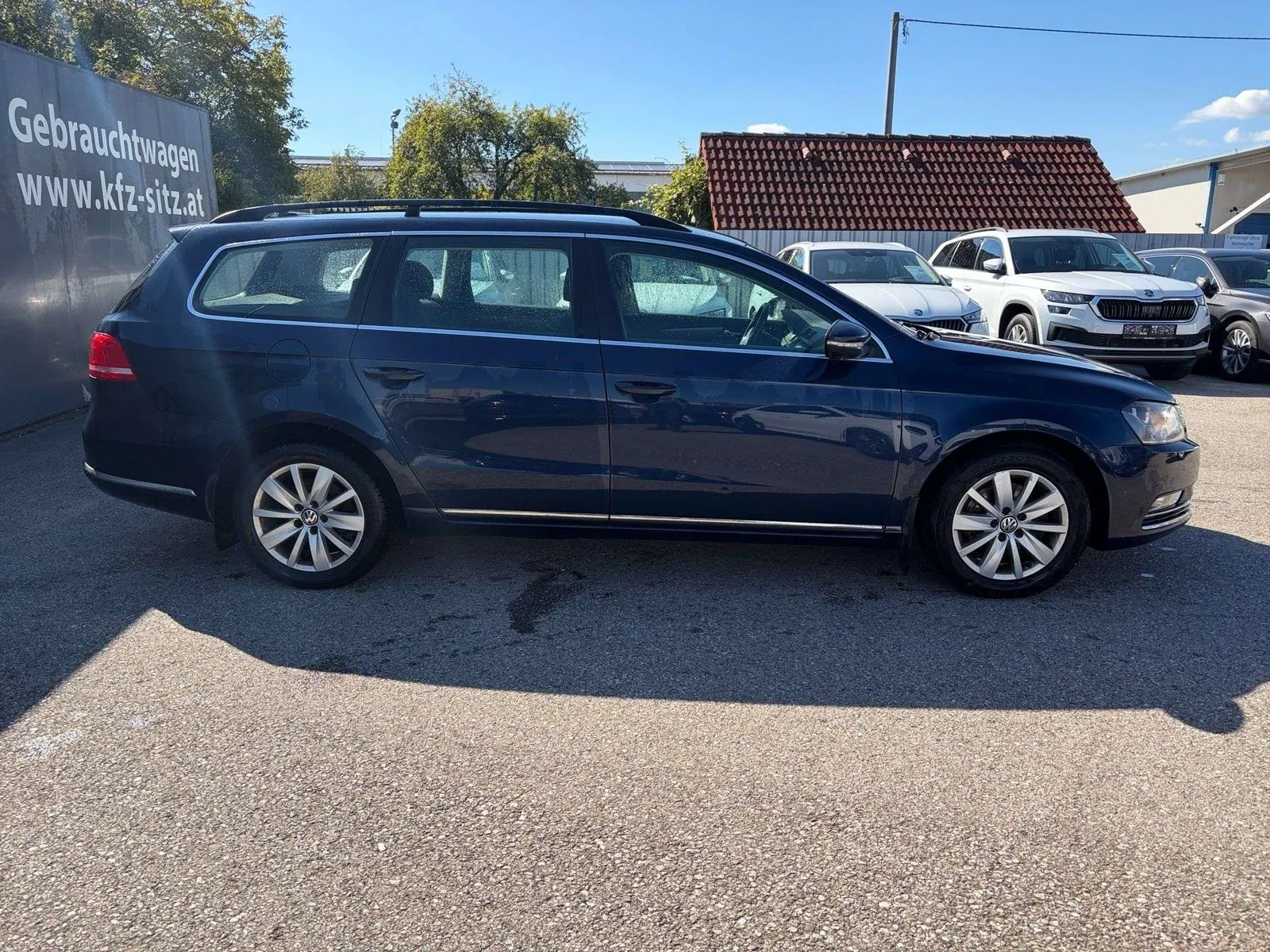 Volkswagen Passat 2012 photo 2