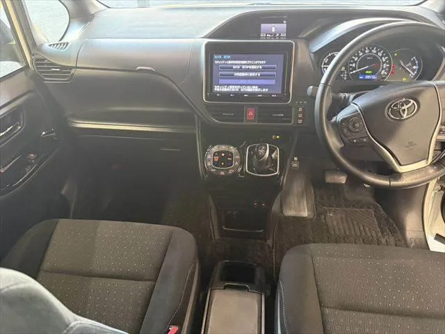 Toyota Corolla Hybrid 2018 photo 3